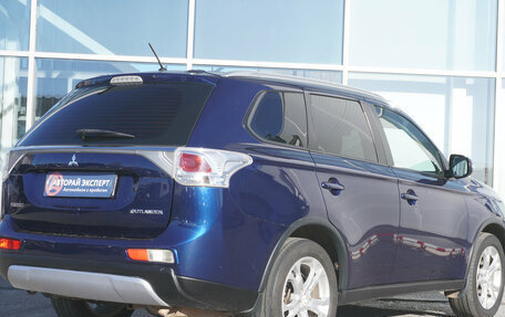 Mitsubishi Outlander III рестайлинг 3, 2014 год, 1 350 000 рублей, 5 фотография