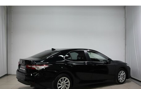 Toyota Camry, 2021 год, 2 440 000 рублей, 5 фотография