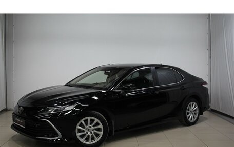 Toyota Camry, 2021 год, 2 440 000 рублей, 9 фотография