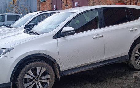 Toyota RAV4, 2013 год, 1 970 000 рублей, 2 фотография