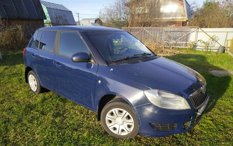Skoda Fabia II, 2011 год, 315 000 рублей, 2 фотография