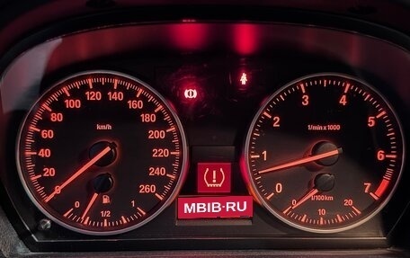 BMW 3 серия, 2010 год, 980 000 рублей, 11 фотография