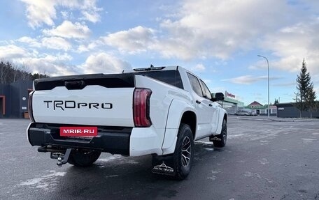 Toyota Tundra, 2022 год, 10 500 000 рублей, 3 фотография