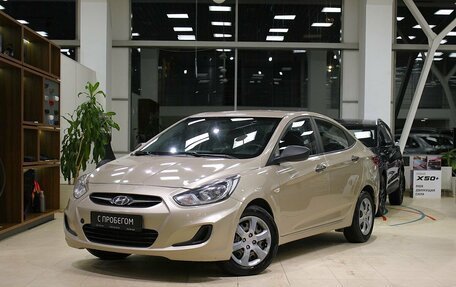Hyundai Solaris II рестайлинг, 2013 год, 585 000 рублей, 1 фотография