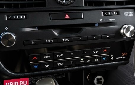 Lexus RX IV рестайлинг, 2016 год, 4 249 000 рублей, 27 фотография