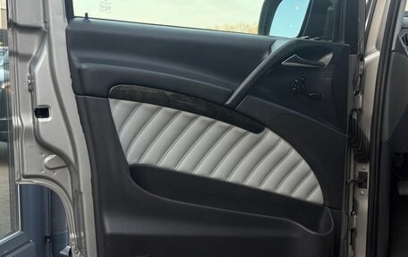 Mercedes-Benz Viano, 2011 год, 2 190 000 рублей, 14 фотография