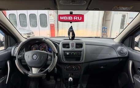 Renault Sandero II рестайлинг, 2015 год, 923 000 рублей, 5 фотография