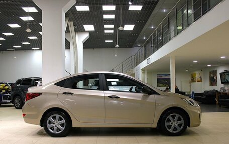 Hyundai Solaris II рестайлинг, 2013 год, 585 000 рублей, 7 фотография