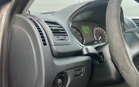 Skoda Fabia II, 2011 год, 500 000 рублей, 18 фотография