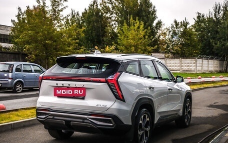 Geely Atlas, 2023 год, 2 394 777 рублей, 6 фотография