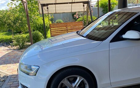 Audi A4, 2012 год, 1 200 000 рублей, 6 фотография