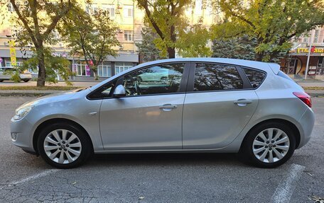 Opel Astra J, 2011 год, 720 000 рублей, 7 фотография