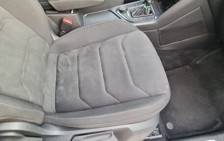 Volkswagen Tiguan II, 2017 год, 2 050 000 рублей, 21 фотография