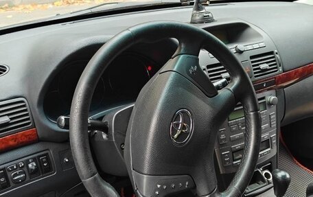 Toyota Avensis III рестайлинг, 2003 год, 540 000 рублей, 20 фотография