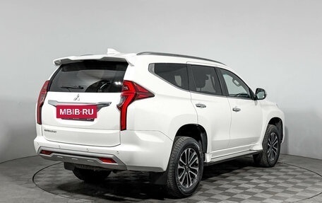 Mitsubishi Montero Sport, 2022 год, 3 790 000 рублей, 5 фотография
