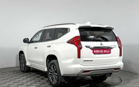 Mitsubishi Montero Sport, 2022 год, 3 790 000 рублей, 7 фотография