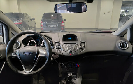 Ford Fiesta, 2017 год, 838 000 рублей, 18 фотография