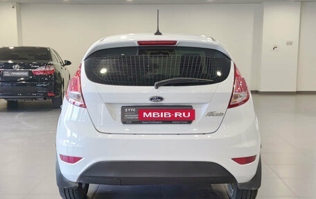 Ford Fiesta, 2017 год, 838 000 рублей, 10 фотография