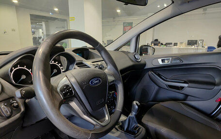 Ford Fiesta, 2017 год, 838 000 рублей, 20 фотография
