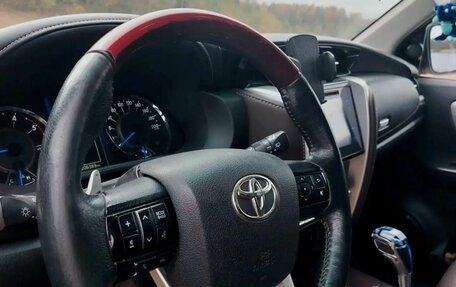 Toyota Fortuner II, 2017 год, 3 199 000 рублей, 4 фотография