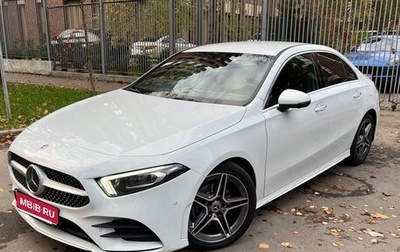 Mercedes-Benz A-Класс, 2019 год, 2 750 000 рублей, 1 фотография