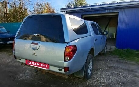 Mitsubishi L200 IV рестайлинг, 2008 год, 600 000 рублей, 5 фотография