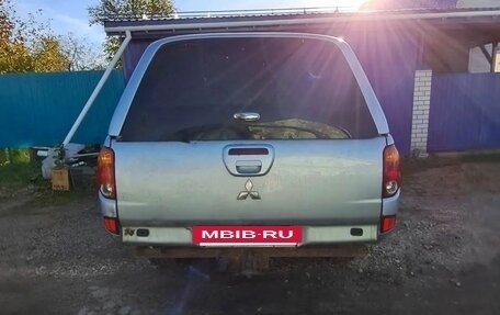Mitsubishi L200 IV рестайлинг, 2008 год, 600 000 рублей, 4 фотография