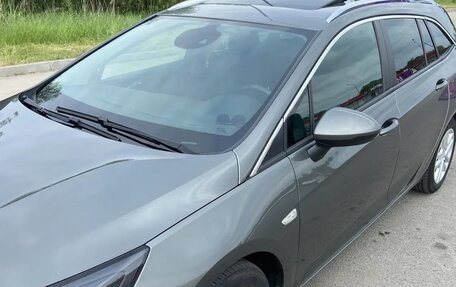Opel Astra K рестайлинг, 2017 год, 1 300 000 рублей, 7 фотография