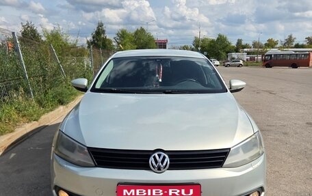 Volkswagen Jetta VII, 2011 год, 500 000 рублей, 1 фотография