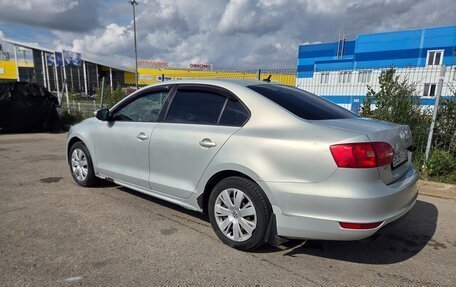 Volkswagen Jetta VII, 2011 год, 500 000 рублей, 3 фотография