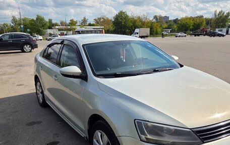 Volkswagen Jetta VII, 2011 год, 500 000 рублей, 6 фотография