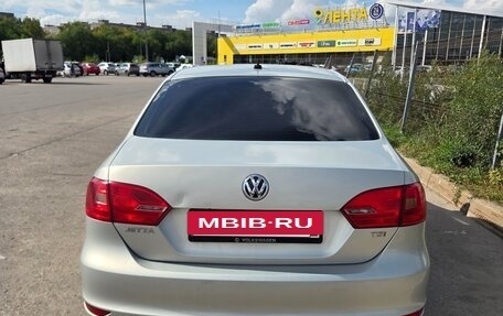 Volkswagen Jetta VII, 2011 год, 500 000 рублей, 4 фотография