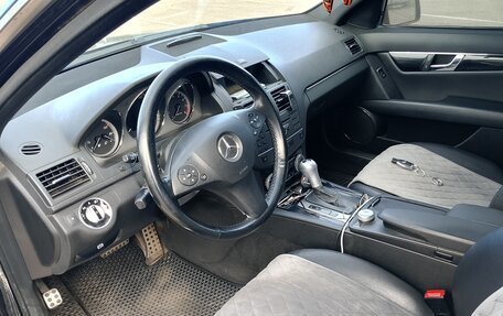 Mercedes-Benz C-Класс, 2011 год, 1 000 000 рублей, 6 фотография