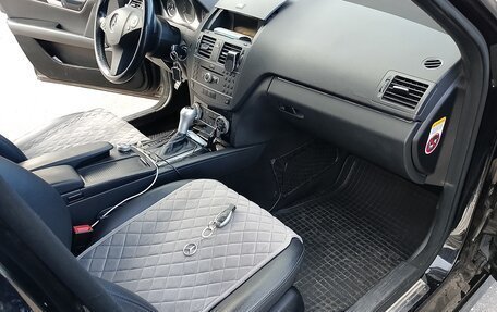 Mercedes-Benz C-Класс, 2011 год, 1 000 000 рублей, 9 фотография