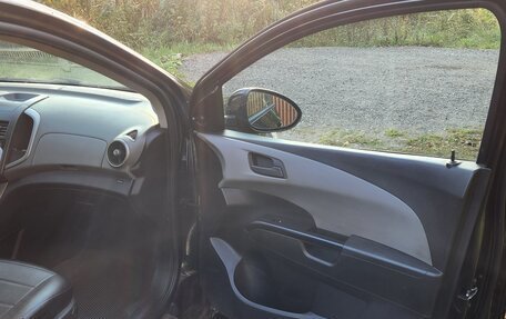 Chevrolet Aveo III, 2012 год, 700 000 рублей, 21 фотография