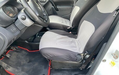 Renault Kangoo II рестайлинг, 2019 год, 2 330 000 рублей, 10 фотография