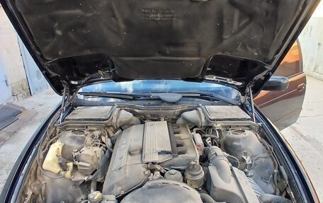 BMW 5 серия, 2002 год, 850 000 рублей, 8 фотография