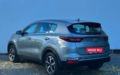 KIA Sportage IV рестайлинг, 2021 год, 2 400 000 рублей, 7 фотография