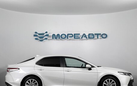 Toyota Camry, 2021 год, 3 200 000 рублей, 4 фотография