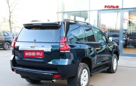 Toyota Land Cruiser Prado 150 рестайлинг, 2021 год, 5 380 000 рублей, 4 фотография