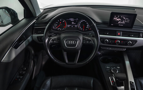 Audi A4, 2017 год, 2 389 000 рублей, 11 фотография