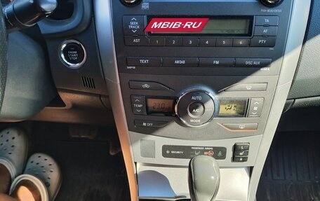 Toyota Corolla, 2011 год, 1 200 000 рублей, 8 фотография