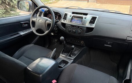 Toyota Hilux VII, 2014 год, 2 249 000 рублей, 4 фотография