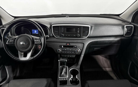 KIA Sportage IV рестайлинг, 2018 год, 1 897 900 рублей, 13 фотография