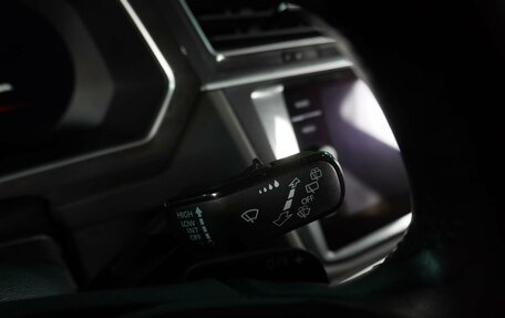 Volkswagen Tiguan II, 2018 год, 2 999 000 рублей, 14 фотография