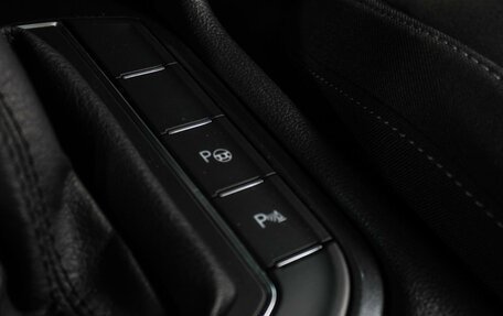 Volkswagen Tiguan II, 2018 год, 2 999 000 рублей, 20 фотография