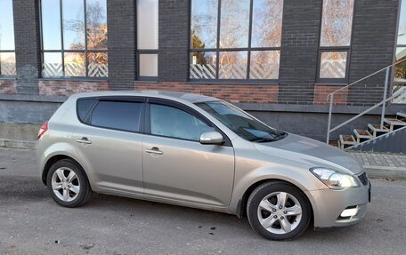KIA cee'd I рестайлинг, 2011 год, 825 000 рублей, 3 фотография