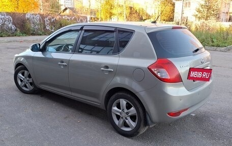 KIA cee'd I рестайлинг, 2011 год, 825 000 рублей, 6 фотография