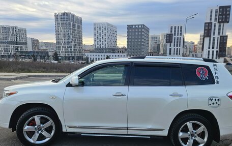 Toyota Highlander III, 2012 год, 1 570 000 рублей, 4 фотография