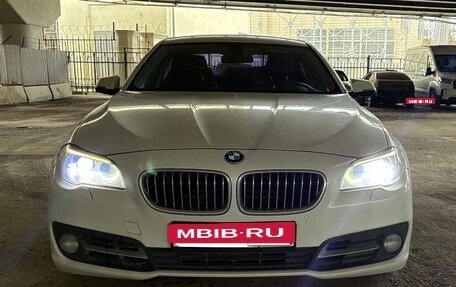 BMW 5 серия, 2014 год, 1 615 000 рублей, 2 фотография